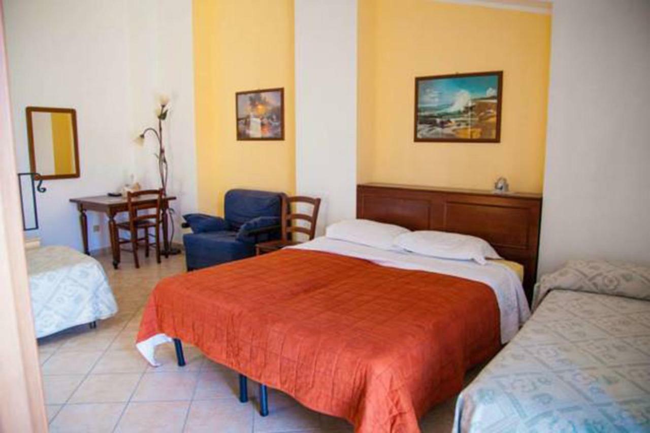 Bed & Breakfast Il Castellino Santo Stefano di Camastra Ngoại thất bức ảnh